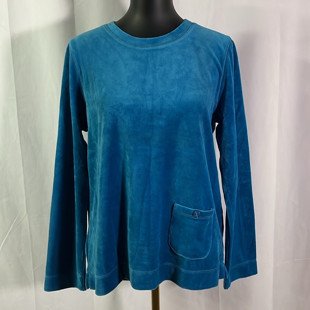 NWOT Appleseed’s Blue Velour Long Sleeve Crew Neck Pullover Top
